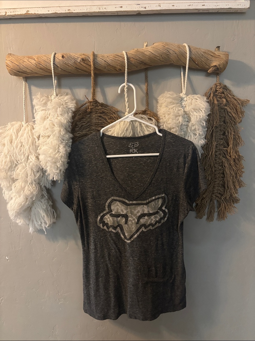 Fox Women's Charcoal V-Neck Tee with Logo
